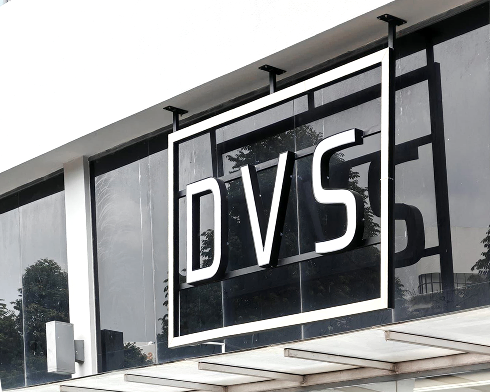 dvs-about-top-3